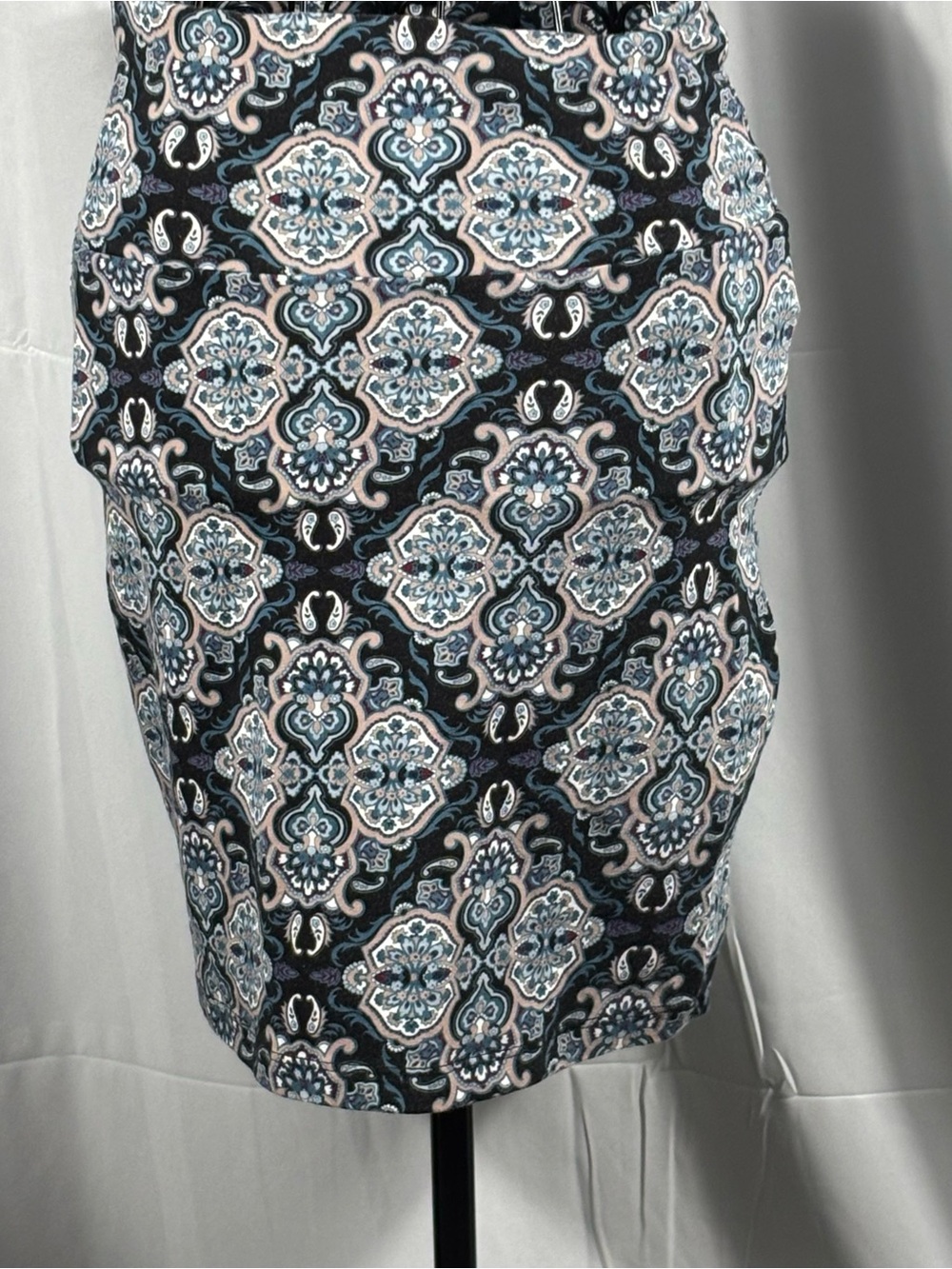 Women's vintage Blue paisley Patterned Pencil Skirt